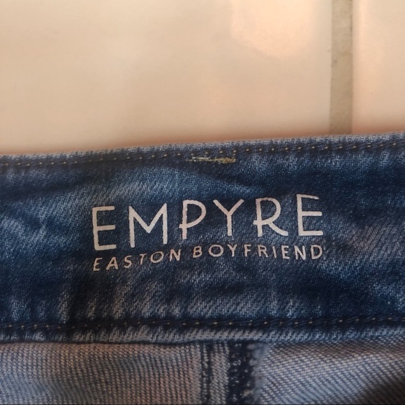 Empyre Easton distressed boyfriend jeans, size one. - Picture 11 of 16
